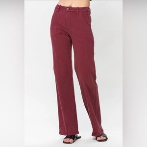 Judy Blue Women’s Plus Size Garment Dyed Straight Leg Jeans Size 18w Burgundy